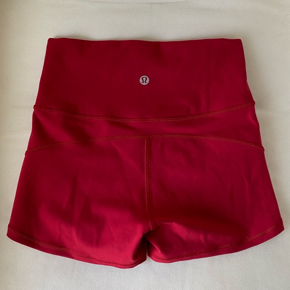 Lululemon Align™ High-Rise Short 4" Red size 4